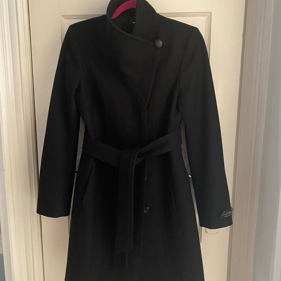 Babaton Connor Coat - Picture 14 of 14